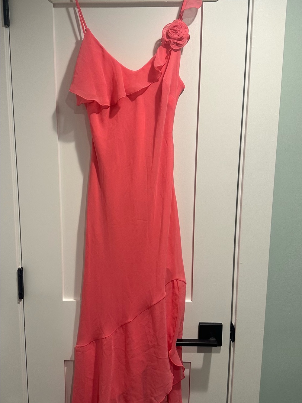 ARITZIA Chiffon Cannelle Coral One-Shoulder Ruffle Midi Dress - S